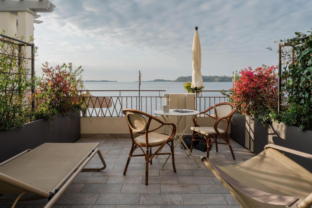Hotel Du Lac Gardone Riviera Exterior photo